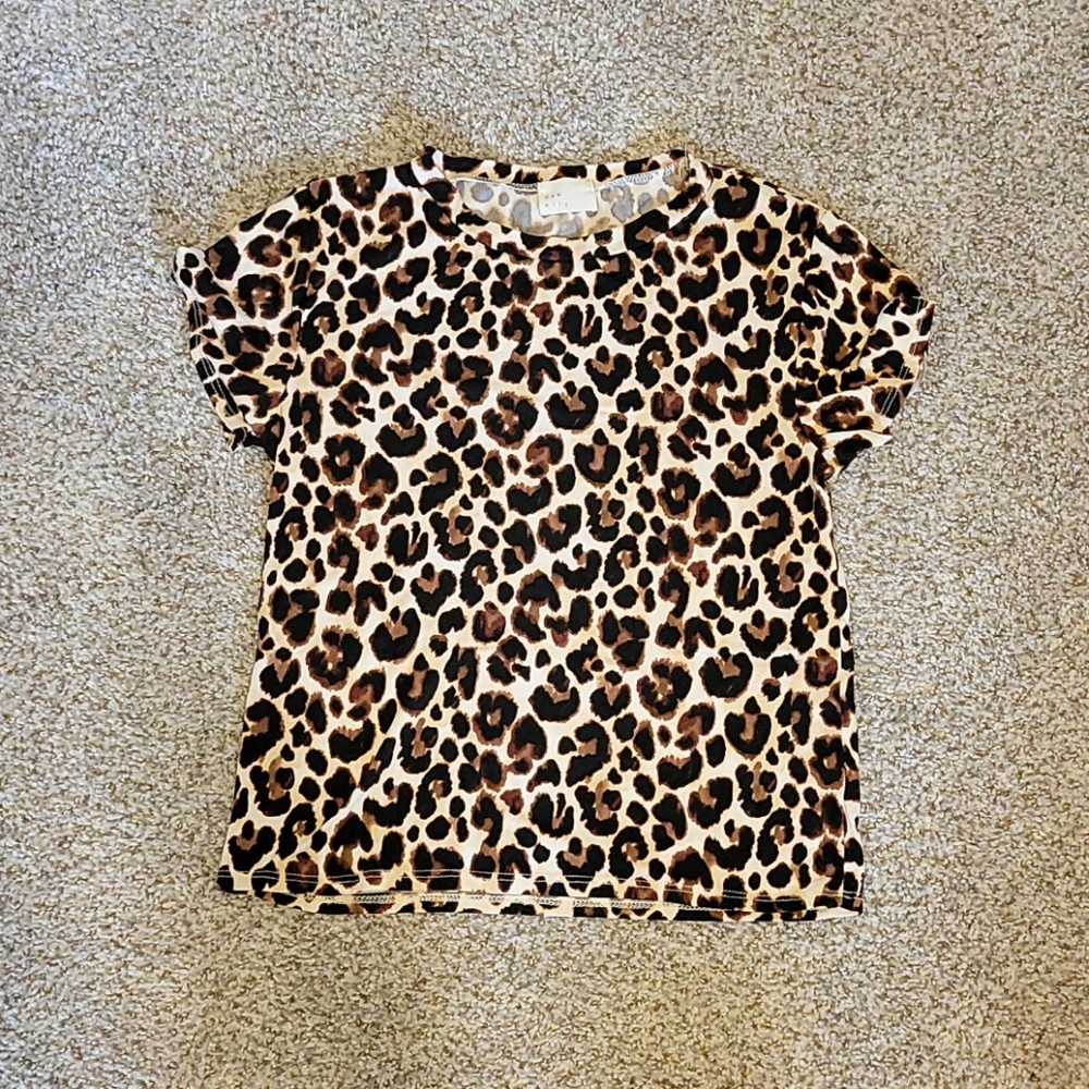 Cheetah print tee